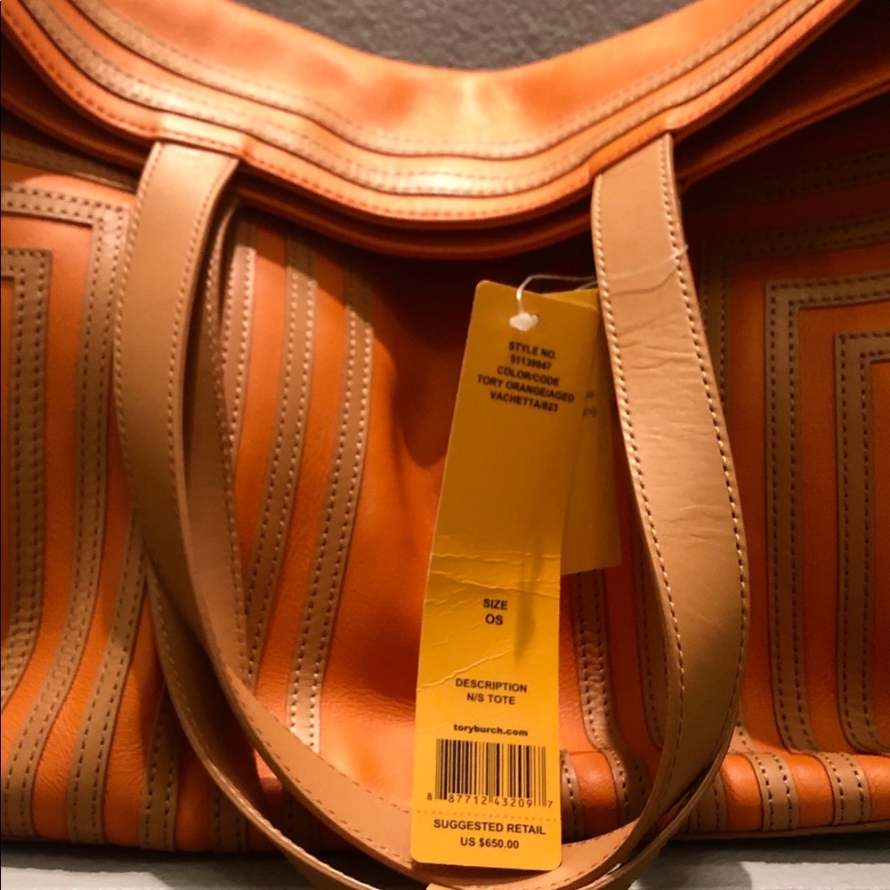 Tory Burch Tote - Picture 4 of 6